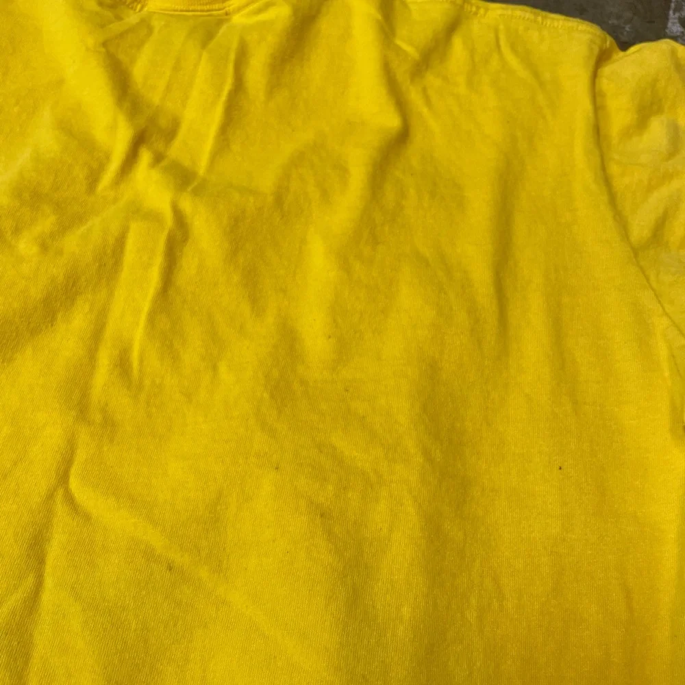 Y2K Nike Silver Tag T-Shirt - Picture 7 of 7